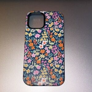 Casely Full Bloom Floral iPhone 12 Case BOLD FLEX + MagSafe